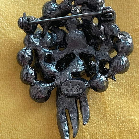 Gorgeous Joan Rivers brooch - Picture 3 of 5